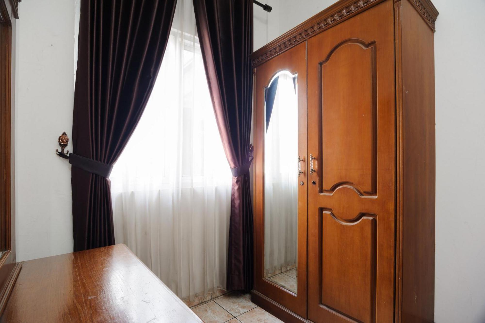 ג'קרטה Reddoorz Syariah Near Aeon Mall Tanjung Barat מראה חיצוני תמונה